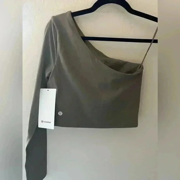 NWT lululemon Align™ Asymmetrical Long-Sleeve Shirt - Picture 6 of 10